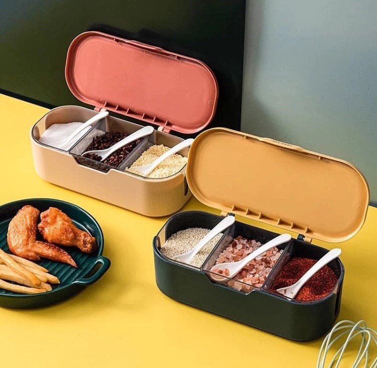 Nordic Style Seasoning Organizer, 3 Compartment Spice Box, Plastic Spice Container With Spoon Nordic Style Seasoning Organizer, 3 Compartment Spice Box, Plastic Spice Container With Spoon